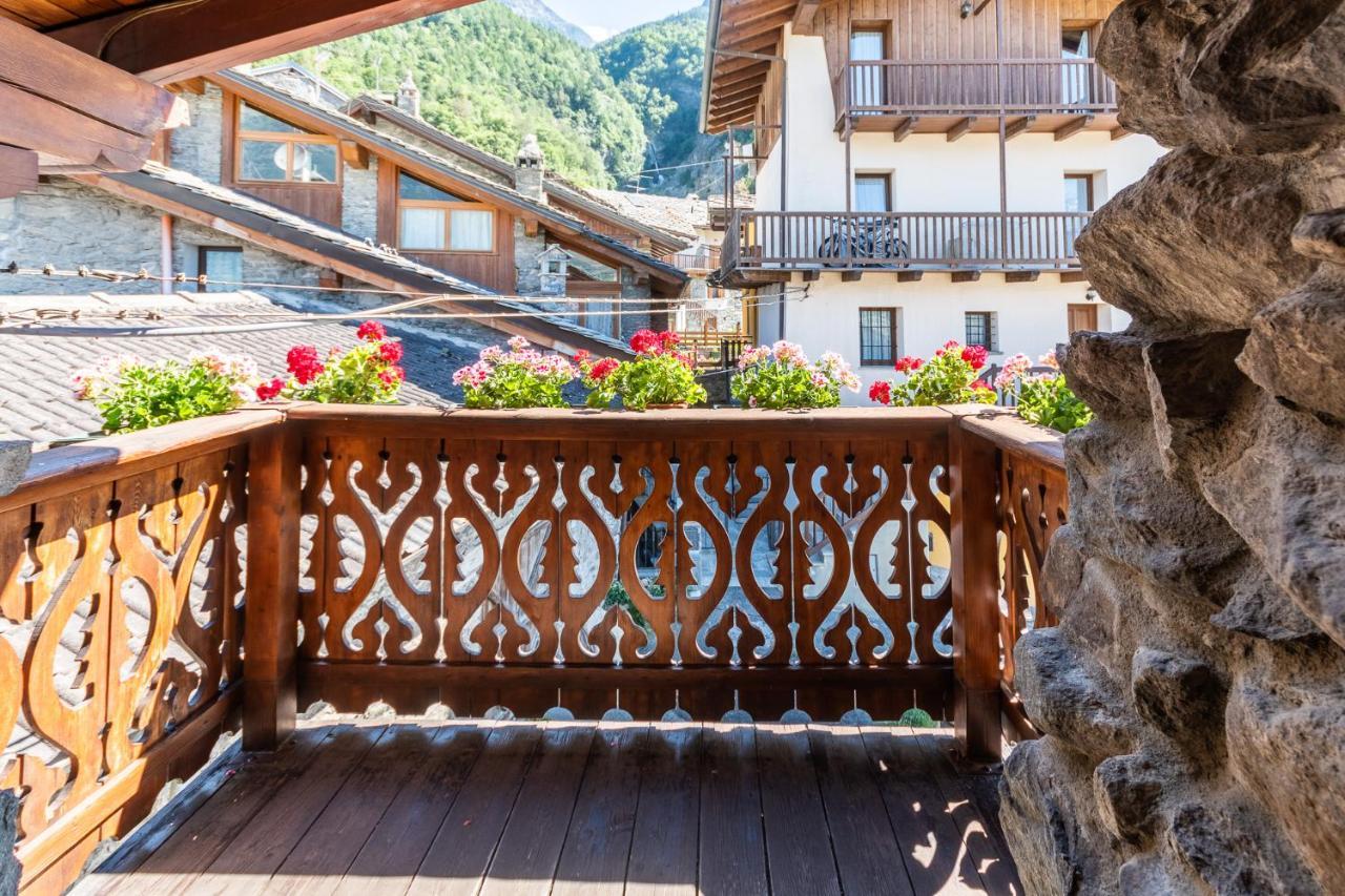 L'Atelier Du Temps - Woodstone Villa Aosta Exterior photo