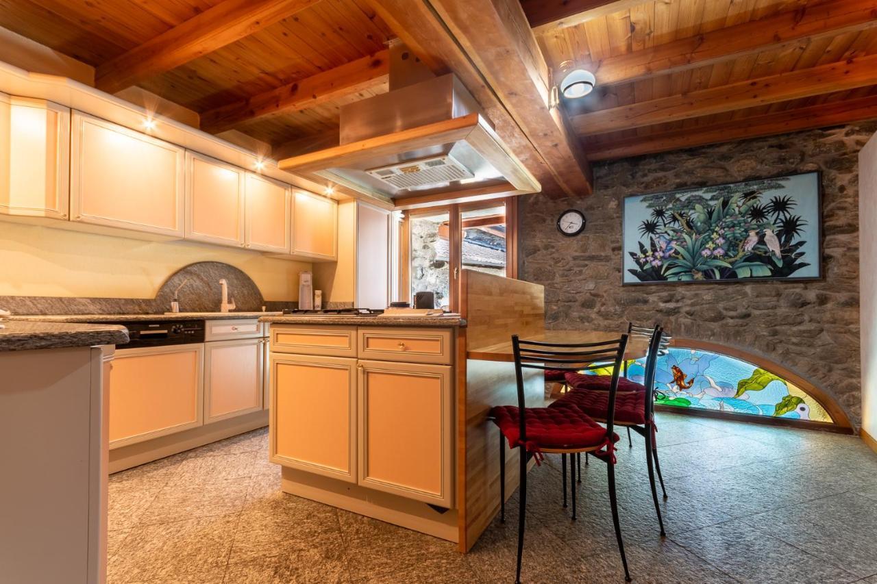 L'Atelier Du Temps - Woodstone Villa Aosta Exterior photo